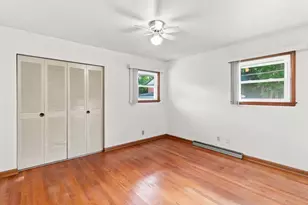 2834 Commercial Ave, Madison, WI 53704 - Photo 10