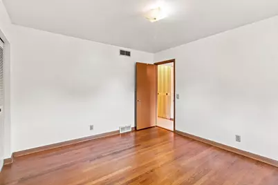 2834 Commercial Avenue, Madison, WI 53704 - Photo 14