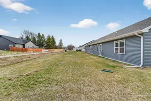 340 Lilac Ln, Stoughton, WI 53589 - Photo 24
