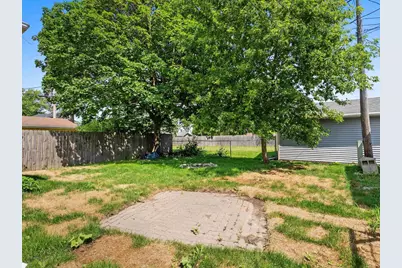 1112 Bluff Avenue, Sheboygan, WI 53081 - Photo 6