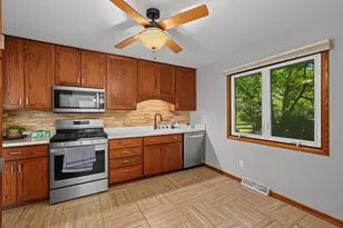 1905 Ellen Ave, Madison, WI 53716 - Photo 12