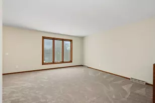 1905 Ellen Ave, Madison, WI 53716 - Photo 8