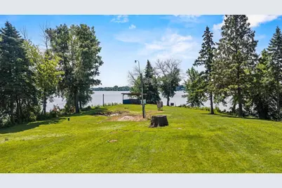 N8874 Axe Head Island, Beaver Dam, WI 53916 - Photo 4