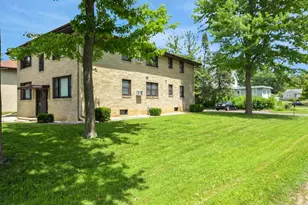 701 Pinecrest Dr, Madison, WI 53714 - Photo 2