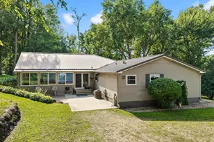 N5033 Hemlock St, Poynette, WI 53955 - Photo 2