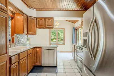 788 Browning Avenue, Jefferson, WI 53549 - Photo 6