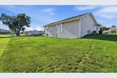 708 E Maple Beach Drive, Edgerton, WI 53534 - Photo 24