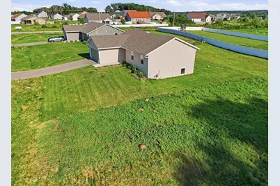 708 E Maple Beach Drive, Edgerton, WI 53534 - Photo 16