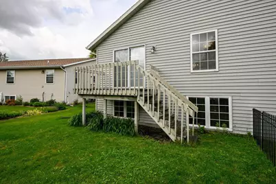 403 Hanson Road, Stoughton, WI 53589 - Photo 32