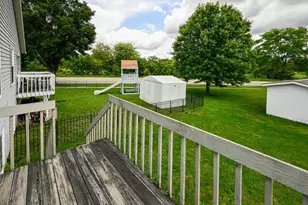 403 Hanson Rd, Stoughton, WI 53589 - Photo 36