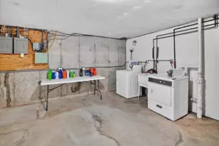 5110 Pebblebrook Dr, Madison, WI 53716 - Photo 34