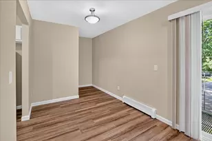5110 Pebblebrook Dr, Madison, WI 53716 - Photo 14