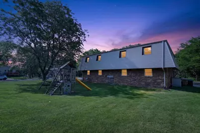 5110 Pebblebrook Drive, Madison, WI 53716 - Photo 8