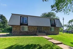 5110 Pebblebrook Dr, Madison, WI 53716 - Photo 1