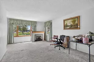 1941 Masters St, Beloit, WI 53511 - Photo 6