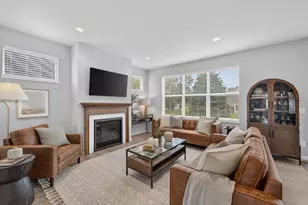 1120 Oak Knl Rd, Sun Prairie, WI 53590 - Photo 4