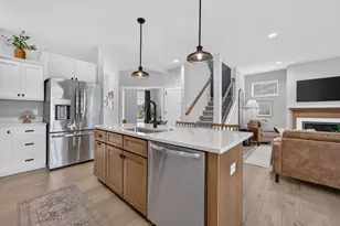 1120 Oak Knl Rd, Sun Prairie, WI 53590 - Photo 10
