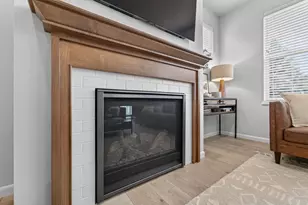 1120 Oak Knl Rd, Sun Prairie, WI 53590 - Photo 8