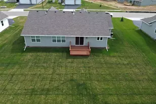 3687 Cardinal Dr, Beloit, WI 53511 - Photo 22