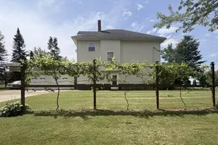 920 Allen St, Athens, WI 54411 - Photo 2