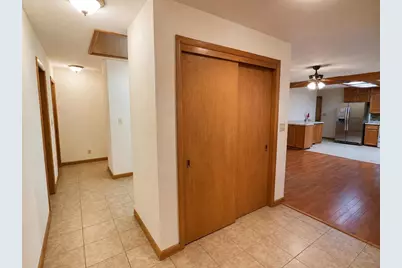 220 N Ohio Street, Prairie Du Chien, WI 53821 - Photo 10