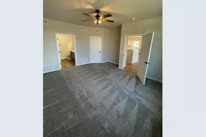 825-827 Vineyard Court, Cambridge, WI 53523 - Photo 6