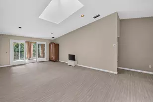 1520 Wheeler Rd, Madison, WI 53704 - Photo 6