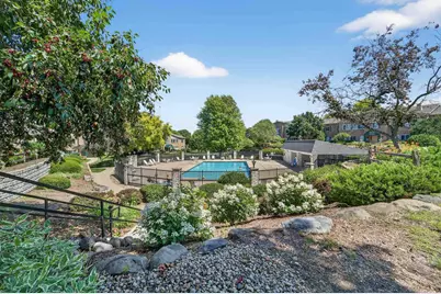 1520 Wheeler Road #E, Madison, WI 53704 - Photo 6