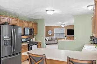 613 S 6th St, Janesville, WI 53536 - Photo 12