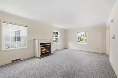 727 McKinley Avenue, Beloit, WI 53511 - Photo 4