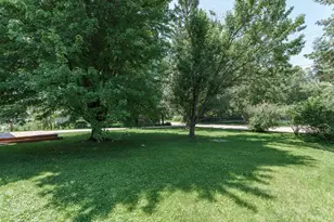 101 N Clear Lake Ave, Milton, WI 53563 - Photo 8