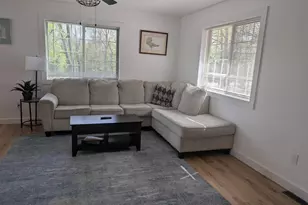 906 Golden Dr, Dell Prairie, WI 53965 - Photo 6