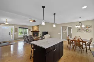 100 Farwell Dr, Cottage Grove, WI 53527 - Photo 12