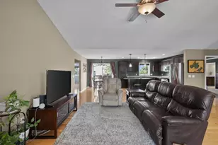 100 Farwell Dr, Cottage Grove, WI 53527 - Photo 8