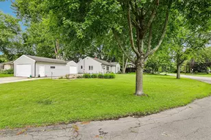 213 E Winnequah Rd, Madison, WI 53716 - Photo 6