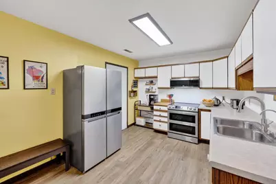 725 N Thompson Drive, Madison, WI 53704 - Photo 6