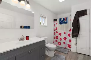 105 Sanborn St, Pardeeville, WI 53954 - Photo 16