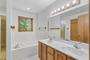 S3660 N Bent Tree Dr, Baraboo, WI 53913 - Photo 26