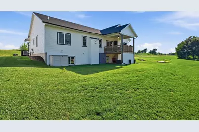 413 Gunderson Drive, Portage, WI 53901 - Photo 32