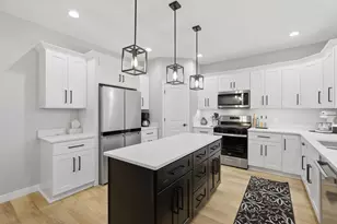 413 Gunderson Dr, Portage, WI 53901 - Photo 8