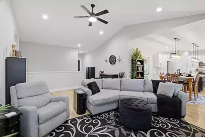 413 Gunderson Drive, Portage, WI 53901 - Photo 6