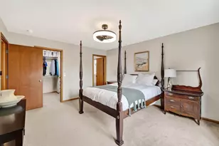 7009 Dewdrop Dr, Madison, WI 53719 - Photo 18