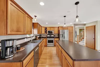 7009 Dewdrop Drive, Madison, WI 53719 - Photo 8