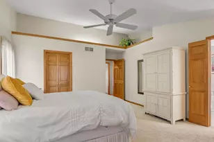 933 Chalfont Dr, Sun Prairie, WI 53590 - Photo 22