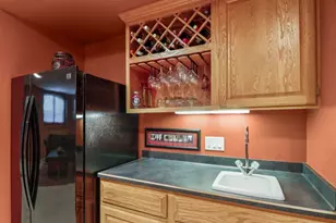 933 Chalfont Dr, Sun Prairie, WI 53590 - Photo 36
