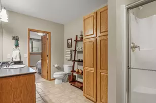 933 Chalfont Dr, Sun Prairie, WI 53590 - Photo 40
