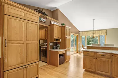 933 Chalfont Drive, Sun Prairie, WI 53590 - Photo 12