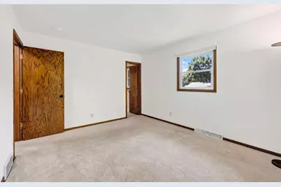 4506 Village Lane, Madison, WI 53704 - Photo 26