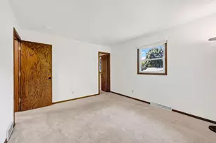 4506 Village Ln, Madison, WI 53704 - Photo 26