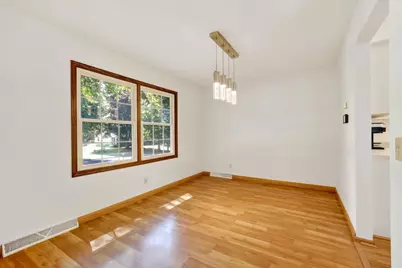 4506 Village Lane, Madison, WI 53704 - Photo 16